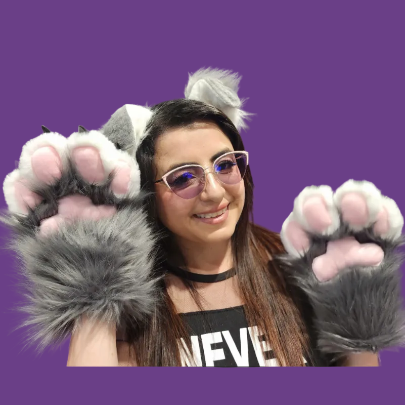 Ultra-Fluffy Beast Paws