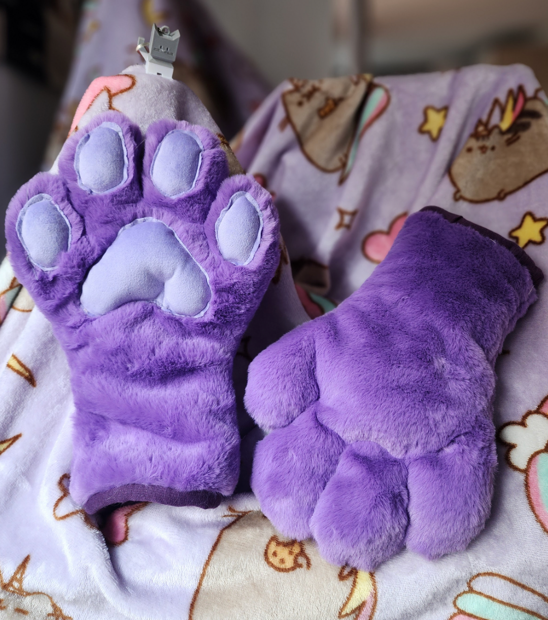 Hand Made Furry Cat Gloves - Image 4